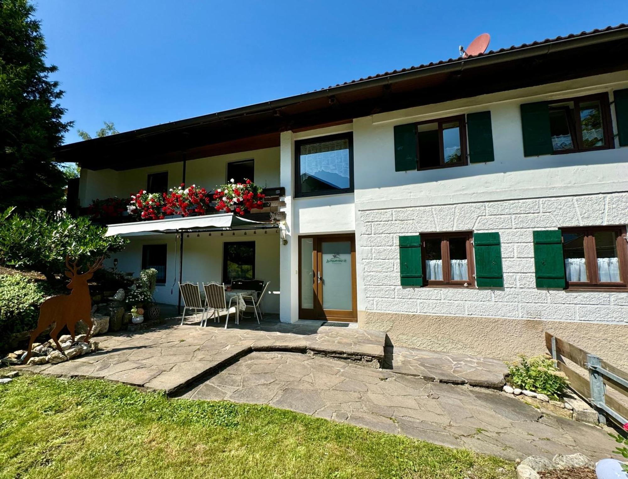 Ferienwohnung Alpenhirsch 슈방가우 외부 사진