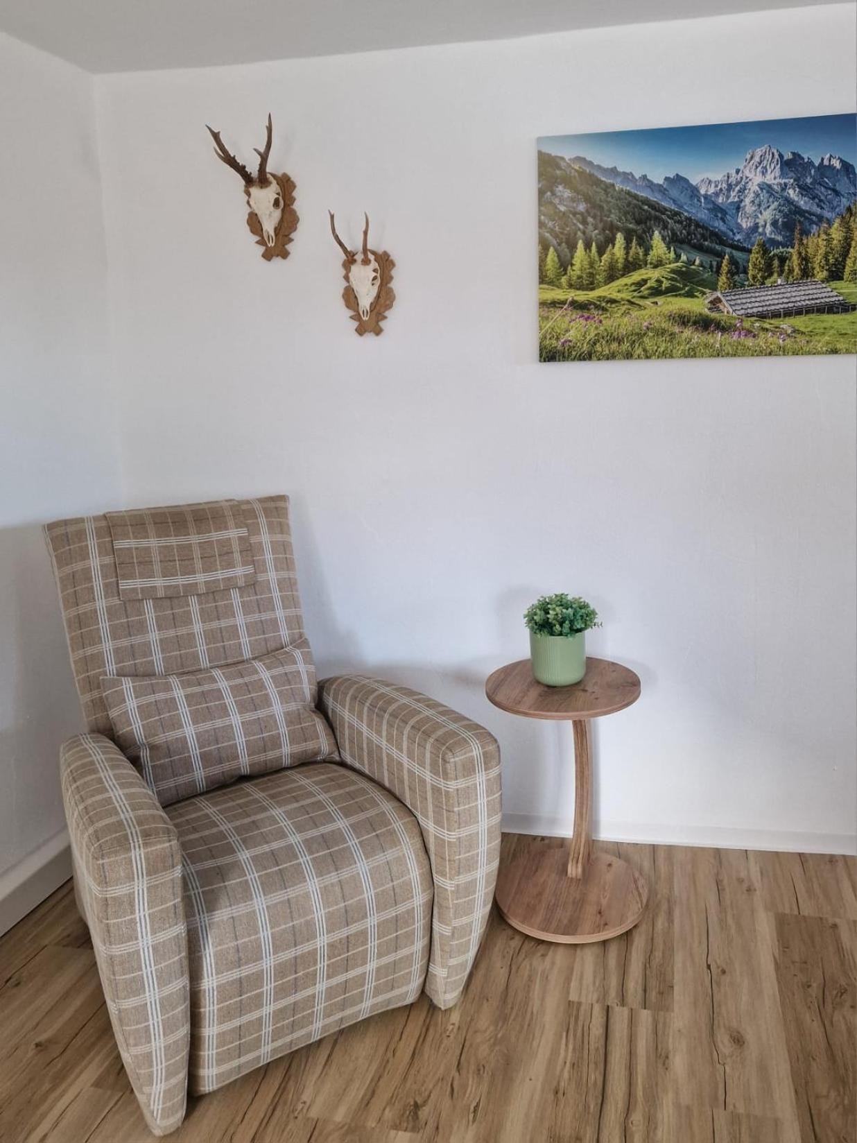 Ferienwohnung Alpenhirsch 슈방가우 외부 사진